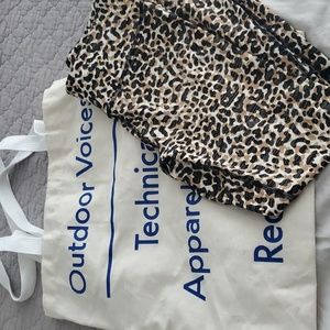 Outdoor Voices Leopard Flex Legging with canvas bag